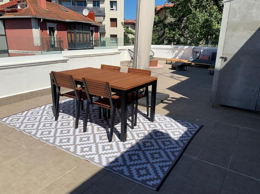 Ático con preciosa terraza en Algorta Apartamento Guecho Exterior foto